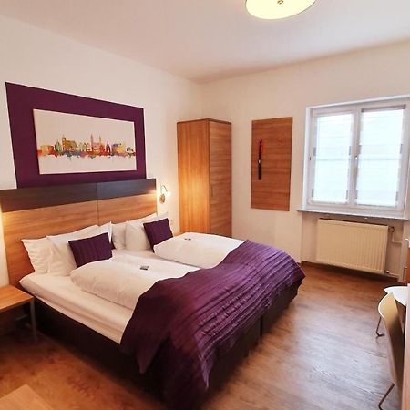 Hotel Hecht Garni Ингольштадт Экстерьер фото